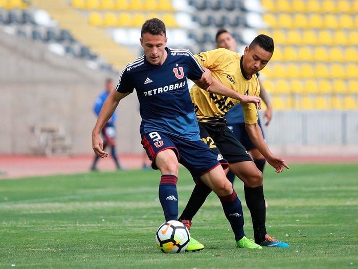 Partió con el pie derecho: La "U" goleó en su primer partido de 2019