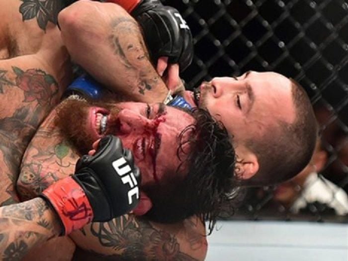 Verdugo de Diego Rivas sufrió brutal paliza en la UFC