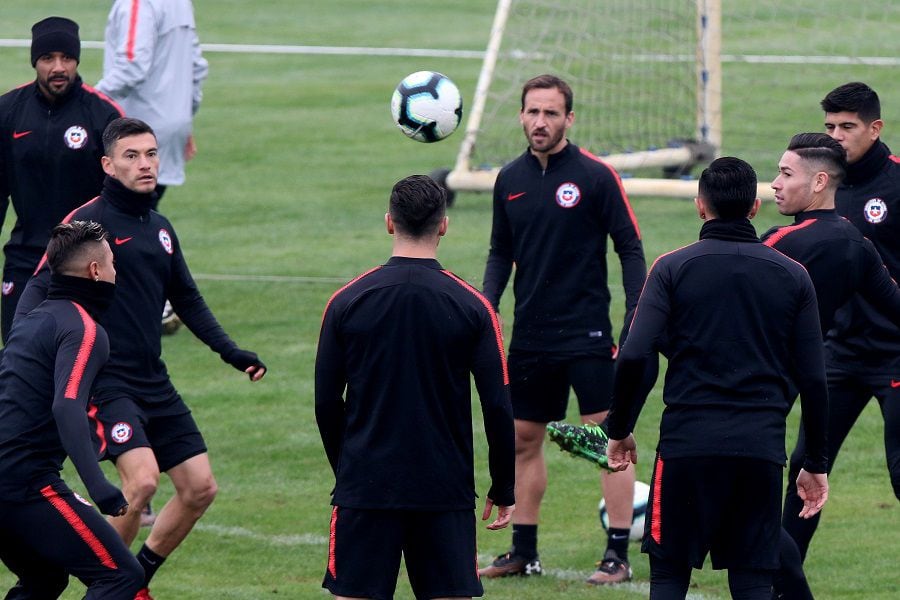 Los titulares de la Roja hicieron la previa con puros juegos