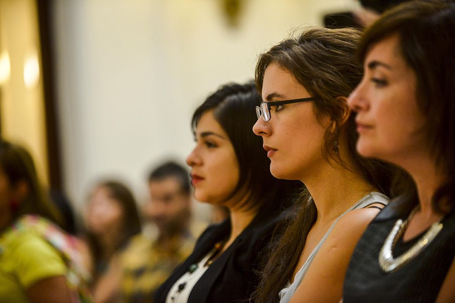 Karol Cariola y Camila Vallejo explican el proyecto de Ley contra el femicidio