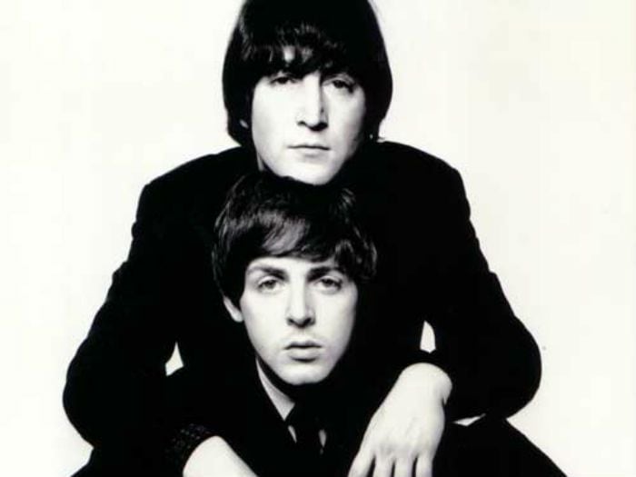 Revuelo por inesperada confesión sexual de Paul McCartney sobre John Lennon