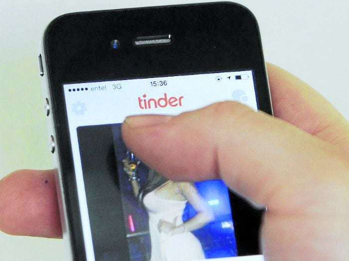 Tinder alerta a usuarios LGTBI dónde es peligroso usar la "app"