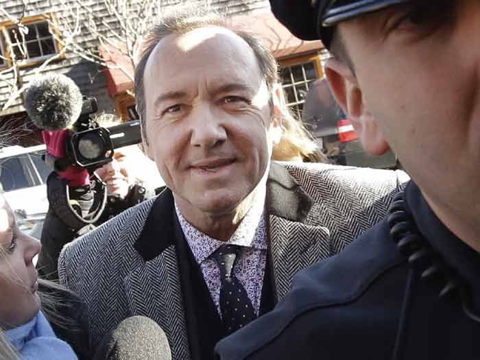 Retiran cargos de agresión sexual contra el actor Kevin Spacey