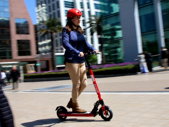 Scooters y bicicletas, la nueva fórmula para moverse por la ciudad