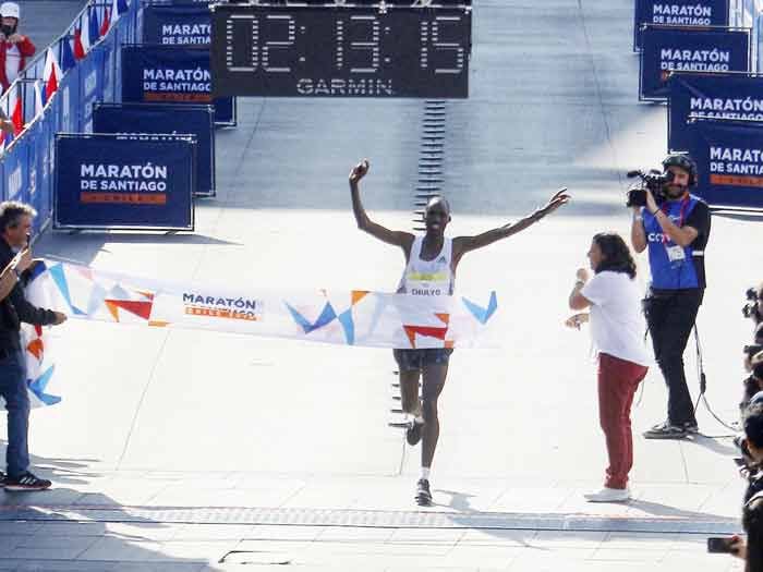 Keniano Jacob Kibet ganó el maratón de Santiago