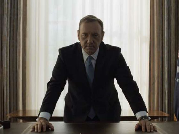 Fanáticos apuestan por la muerte de Frank Underwood