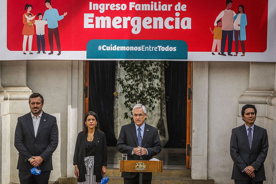 El Presidente de la Republica presenta el proyecto de ley del ingreso familiar de emergencia
