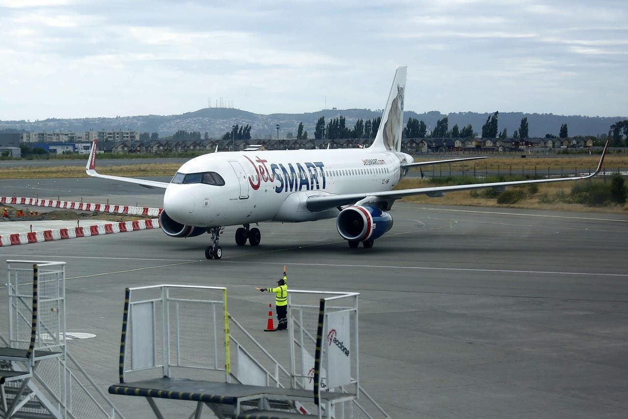 Por falla técnica: avión Jetsmart que iba a Colombia debió aterrizar de emergencia en Iquique