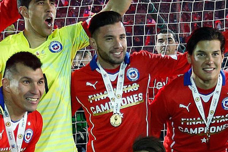 Falta que pongan el ojo en Bravo: roban dos medallas de Chile campeón