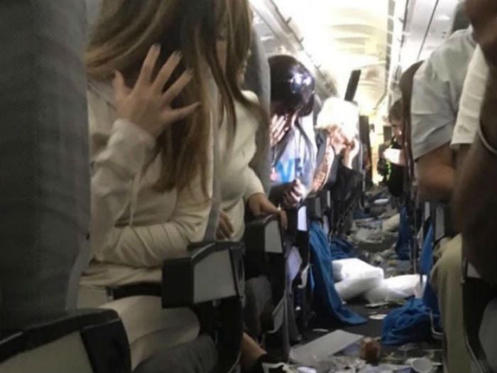 [Video] Fuerte turbulencia deja 15 heridos en vuelo de Aerolíneas Argentinas