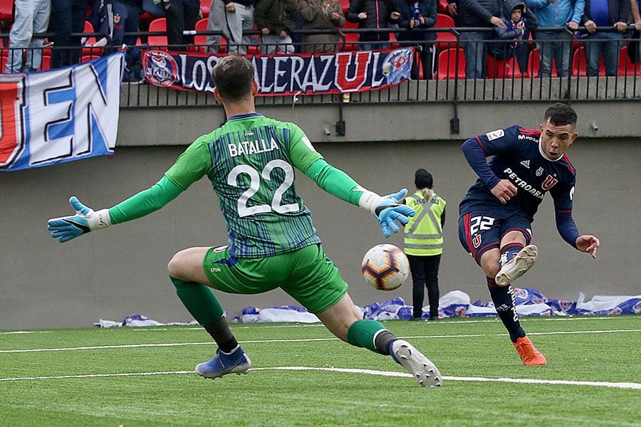 "Morterito" Fernández casi debuta con un gol, pero le faltó sangre fría