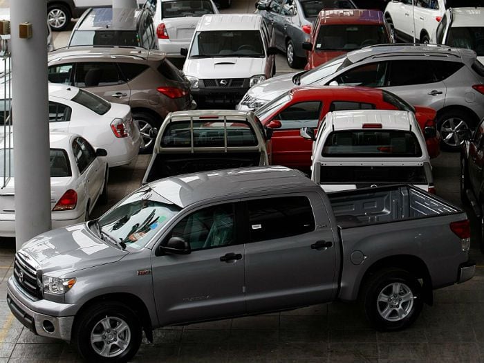 ¿Por qué el 80% de los autos en Chile son grises, negros y blancos?