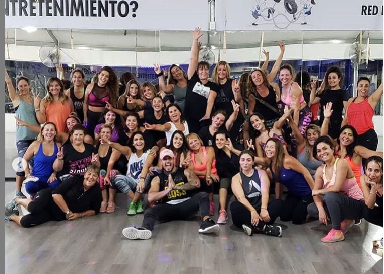 Zumba online para estar saludable en tiempos de cuarentena