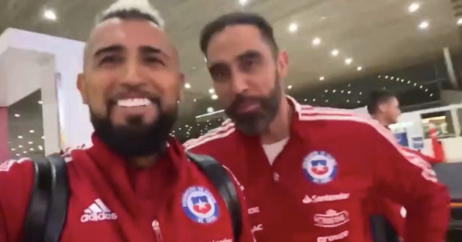 Arturo Vidal - Claudio Bravo