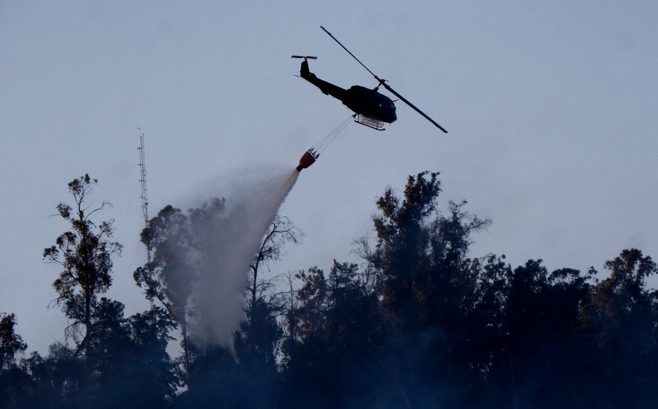 Denuncian que empresario no deja sacar agua de su piscina para helicópteros