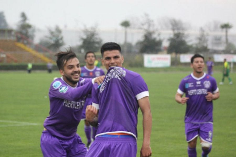 Cobreloa inscribe a Lucas Triviño justo antes del cierre de libro de pases