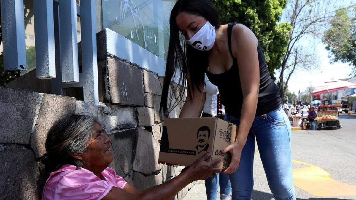 "Narco-filantropía": cómo los carteles en México se aprovechan de la crisis del coronavirus