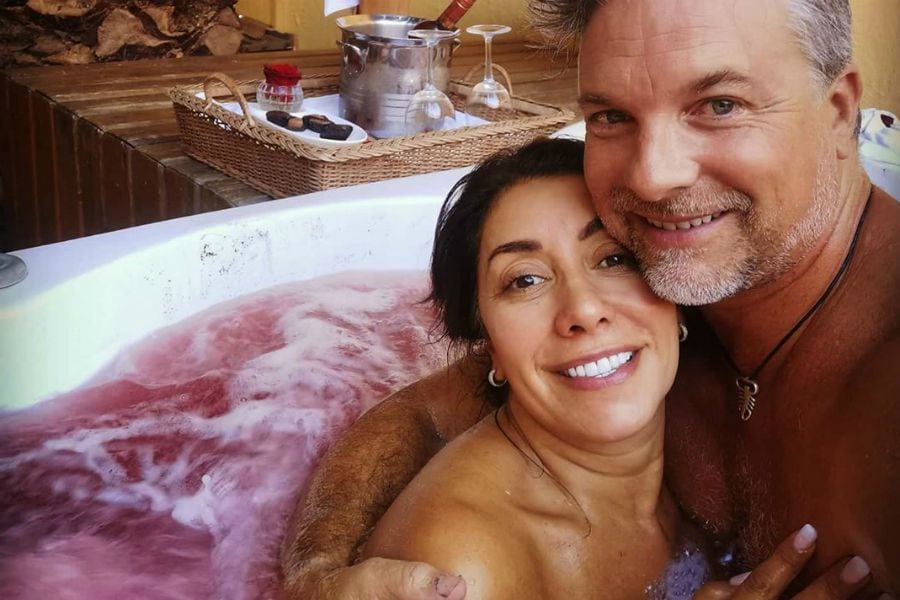 El festejo de San Valentín de Carmen Gloria Arroyo y Bernardo: compartieron íntima foto en un jacuzzi