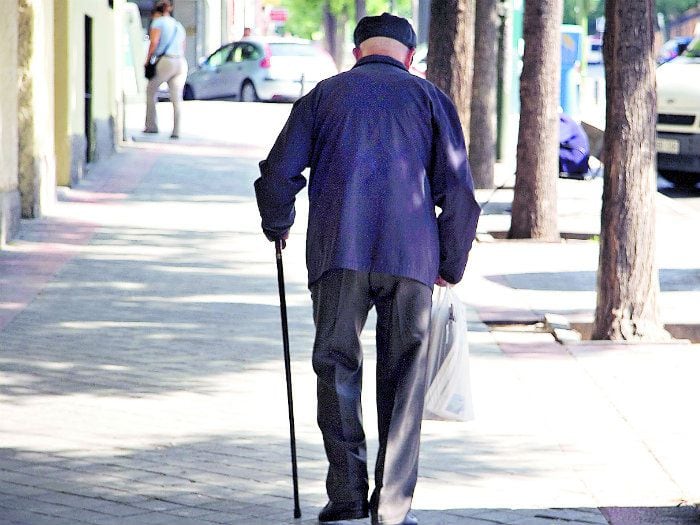 Zapatos con GPS para que abuelos no se pierdan