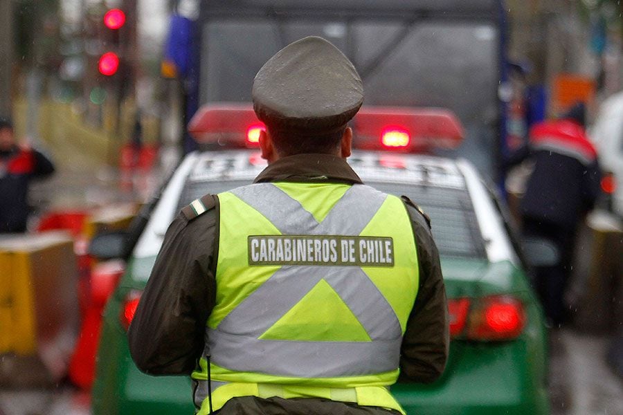 Carabineros detiene a imputado por "robo del siglo" en control sanitario