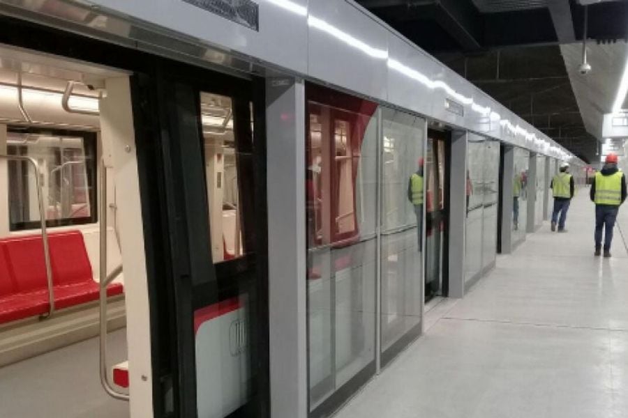 Otra más: cierran estación Monseñor Eyzaguirre del Metro por manifestaciones