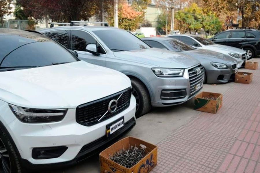 A lo Rápido y Furioso: recuperan autos de lujo  usados en robo de cajeros