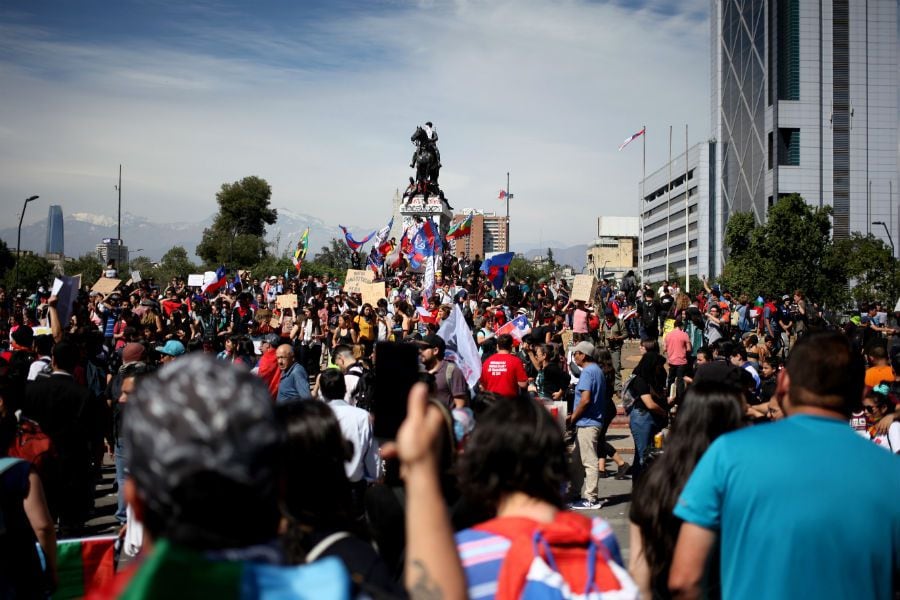 El "súper lunes" termina con movilizaciones en Plaza Italia