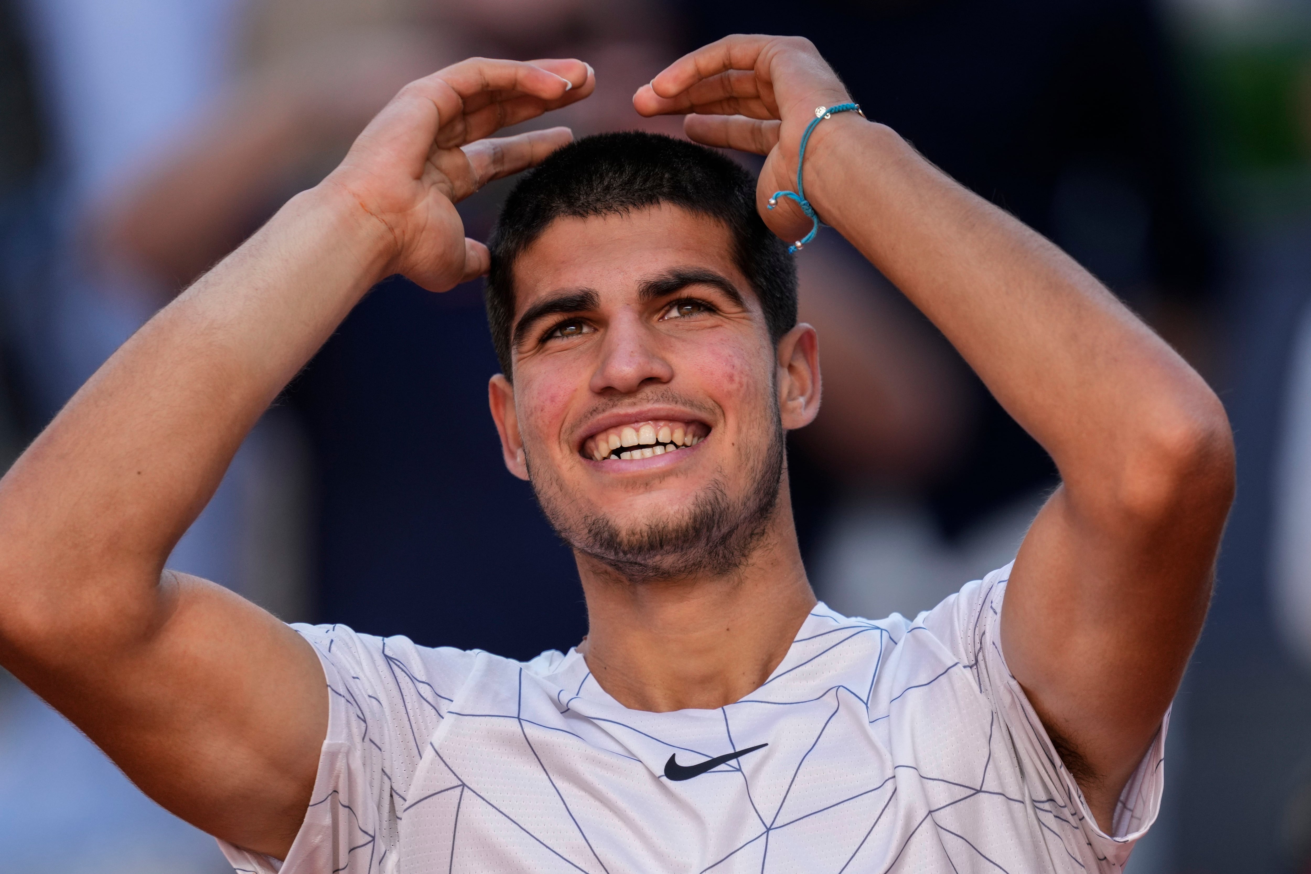 El punto del torneo: Alcaraz se pasó de largo, le pegó de espalda y definió como los grandes en los cuartos del US Open