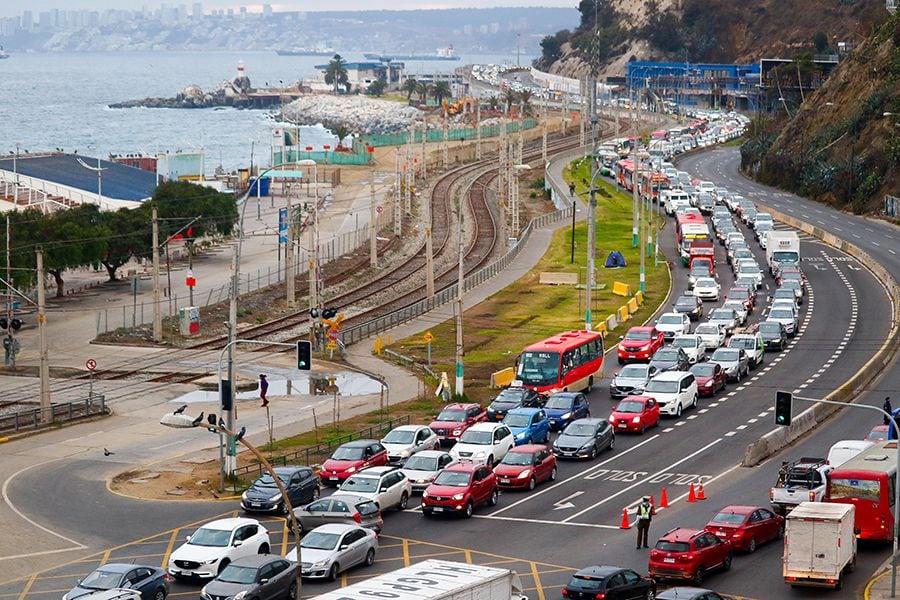 VALPARAISO: Control sanitario en avenida España por cuarentena total