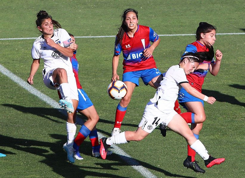 Futbol Femenino: Colo Colo vs Universidad Cat—lica