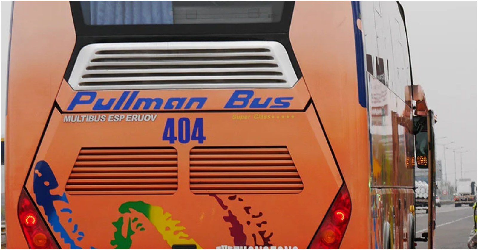 Pullman Bus