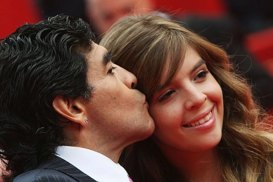 "Más cagón no se consigue": Dalma Maradona crítica duramente a abogado de su padre