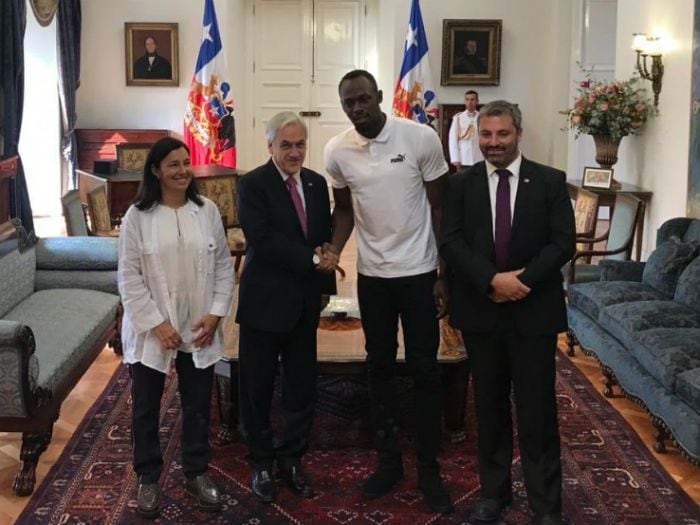 La particular reacción de Usain Bolt tras meme que le mostró Sebastián Piñera