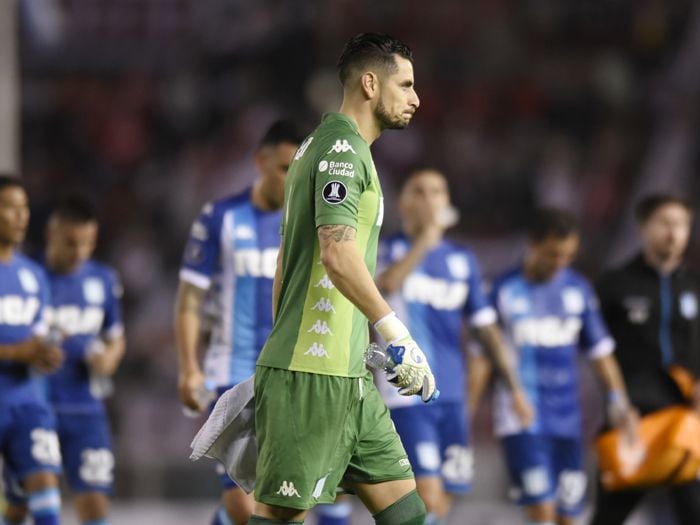 Gabriel Arias festejó sus 31 de regreso a las prácticas