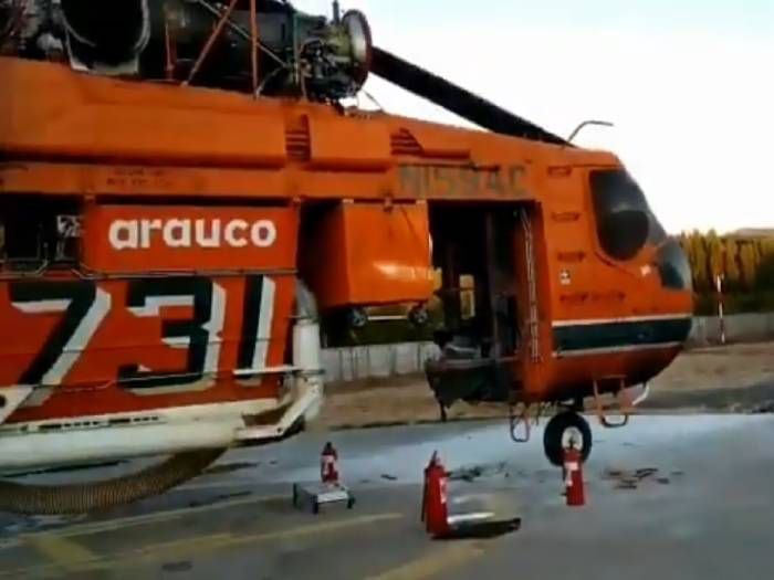 Gonzalo Blumel se querelló por ataque incendiario que sufrió helicópero