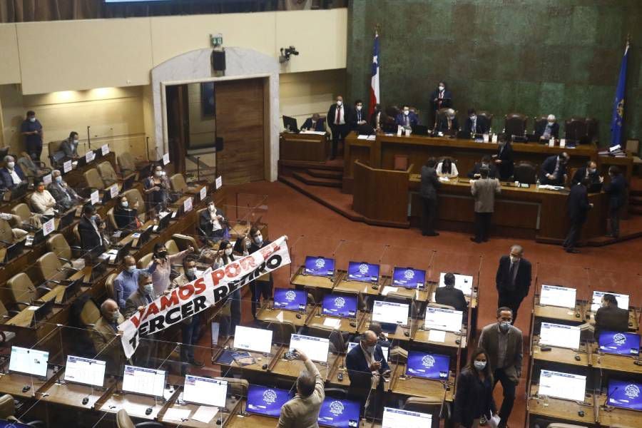 "No detiene el cuarto retiro": diputados se plantan tras anuncio de Piñera sobre pensiones