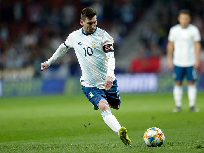 "Falta mucho para que volvamos a ser una potencia": Messi rompe el silencio para analizar a la selección argentina