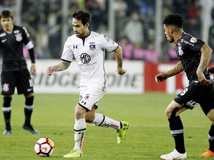 Jorge Valdivia se prepara para duelo especial con la barra de Corinthians