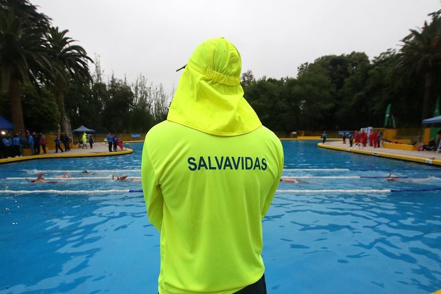 Inauguran la temporada de piscinas en la comuna de Santiago