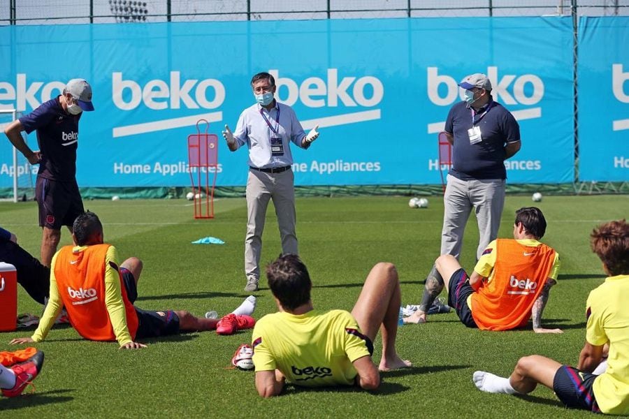 Fútbol.- Bartomeu se reúne con la plantilla en la Ciudad Deportiva