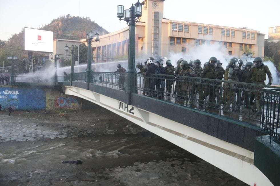 Menor caído al río Mapocho: "Sentí un empujón que me levantó"