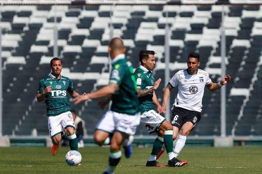 Reinicio del fútbol fue con emotivo homenaje a los trabajadores de la salud