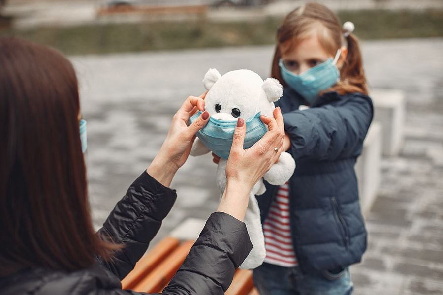 ¿Por qué el bicho atacaría con menos fuerza a los más peques?