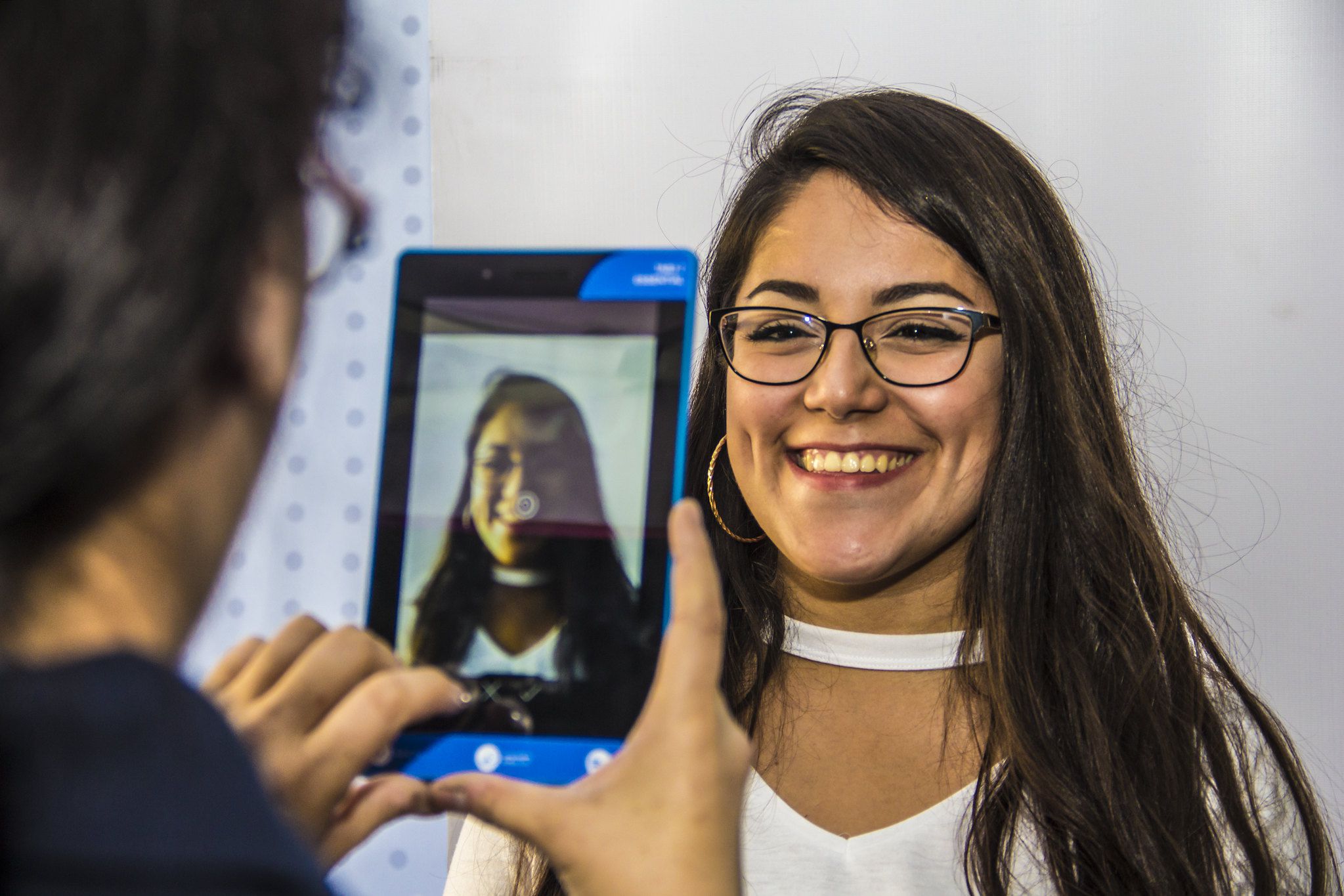 Foto para la Tarjeta Nacional Estudiantil se podrá tomar en casa