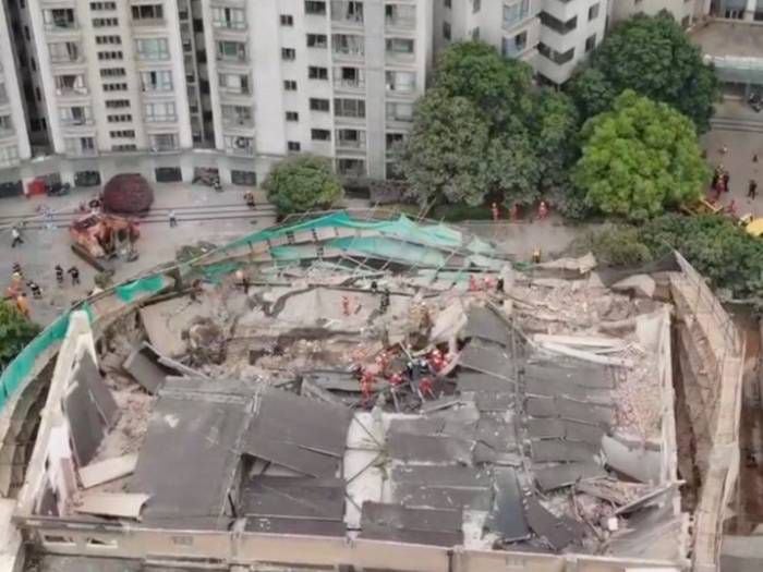 Derrumbe de un edificio en remodelación deja al menos 5 muertos en China