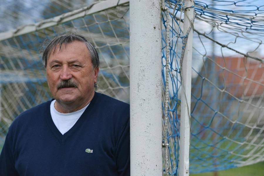 El histórico Antonín Panenka es internado grave a causa del coronavirus