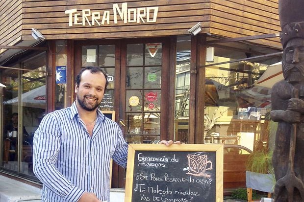 Emprendedor: "Guardería de maridos" le cuida cufifos y macabeos