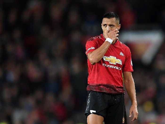 "Aburrido e ignorado": prensa inglesa asegura que Alexis se quiere ir de Manchester United