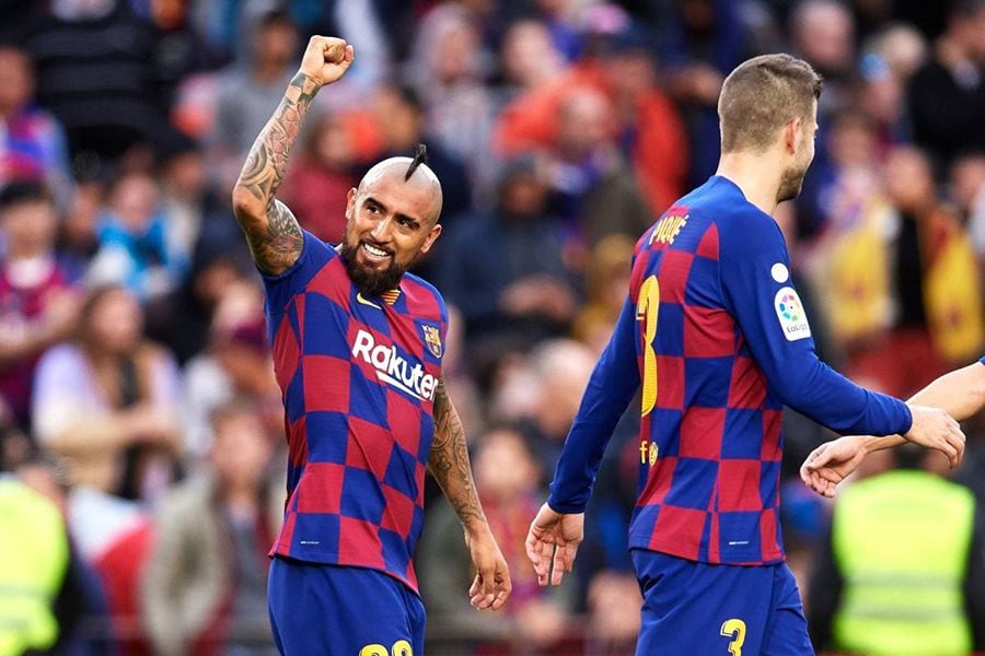 Prensa española reveló que "Antonio Conte llama periódicamente a Arturo Vidal"