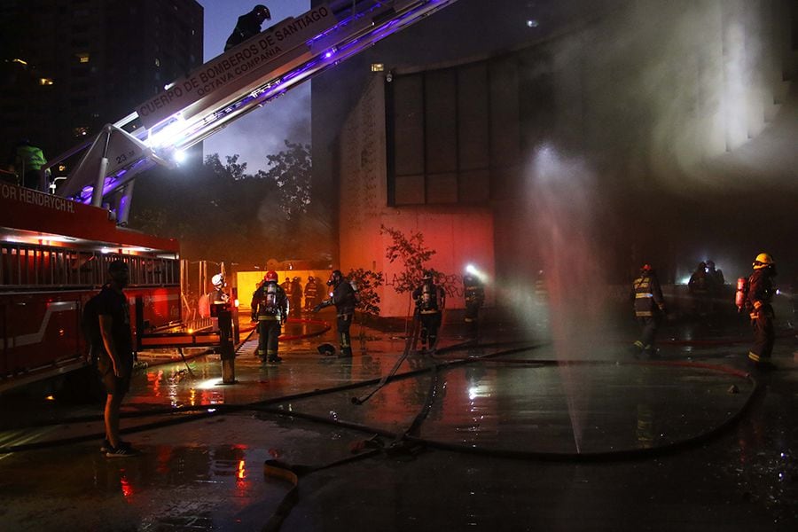 Incendio en el Museo Violeta Parra